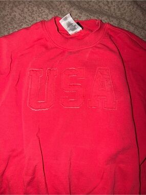 USA Stitching Women's Red Crewneck Sweater